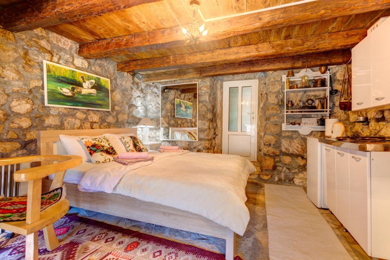 Holiday Home Pavle ริเยกาเซรโนเยวิชา ภายนอก รูปภาพ