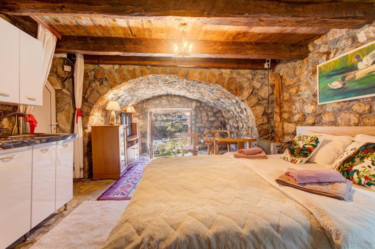Holiday Home Pavle ริเยกาเซรโนเยวิชา ภายนอก รูปภาพ
