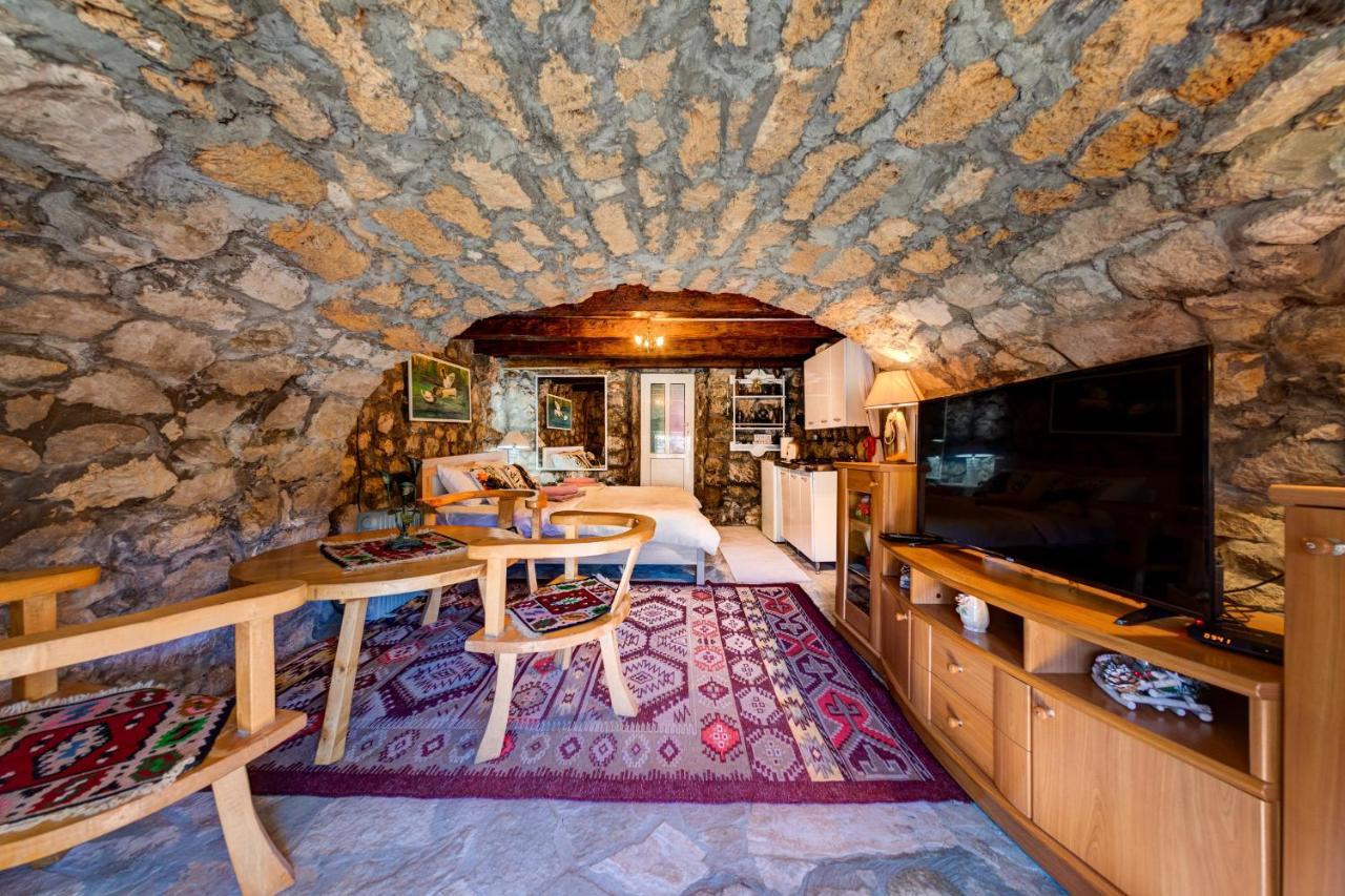 Holiday Home Pavle ริเยกาเซรโนเยวิชา ภายนอก รูปภาพ