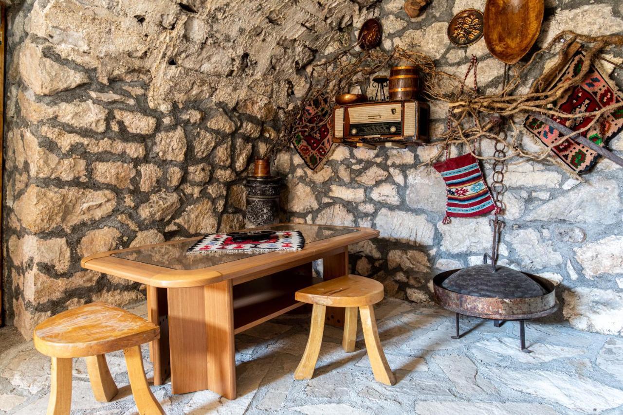 Holiday Home Pavle ริเยกาเซรโนเยวิชา ภายนอก รูปภาพ