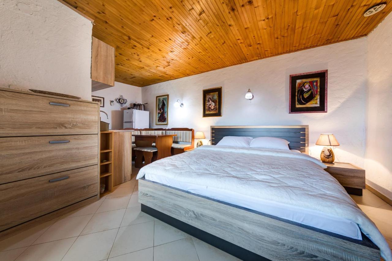 Holiday Home Pavle ริเยกาเซรโนเยวิชา ภายนอก รูปภาพ